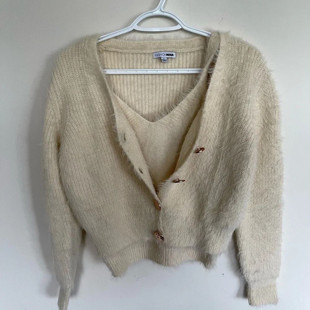 IVORY fuzzy sweater set Fashion Nova (NWOT) - Picture 2 of 7